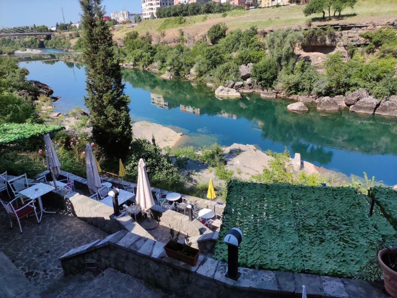 Hotel Ambasador Podgorica Exterior photo